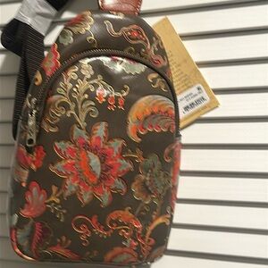 NWT Patricia Nash Small Floral Marisol Leather Backpach with zip closure.